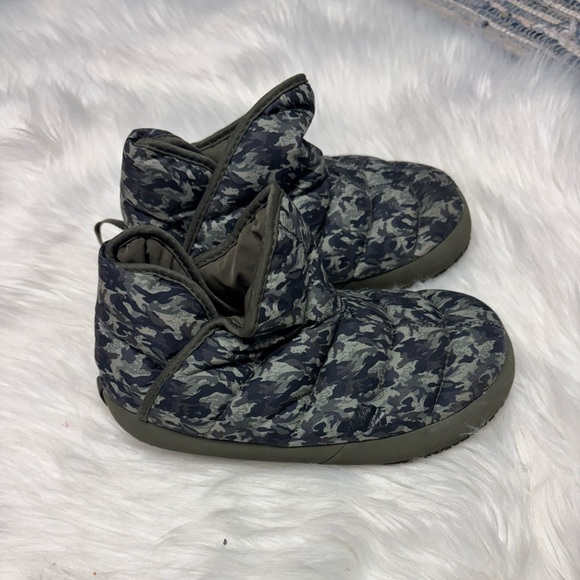 The North Face Other - * | The North Face | booties. Size 2.